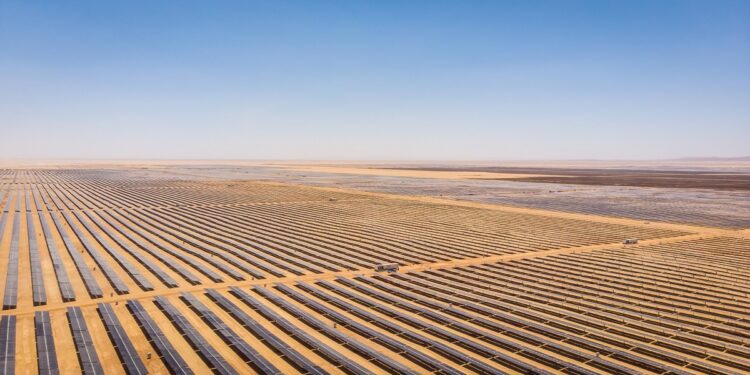 محطة بنبان للطاقة الشمسية في مصر