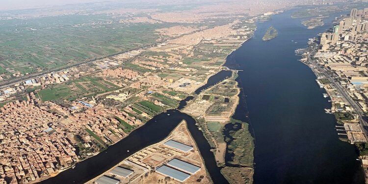 نهر النيل بين القواعد الدولية وتلاعب السياسات الخارجية