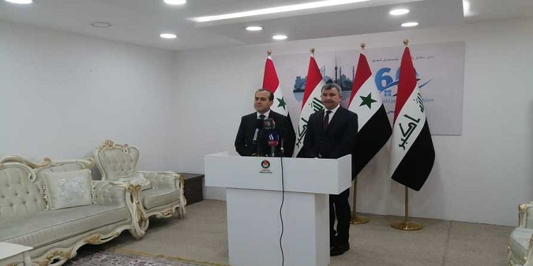 وزير النفط العراقي إحسان عبد الجبار ونظيره السوري بسام طعمة