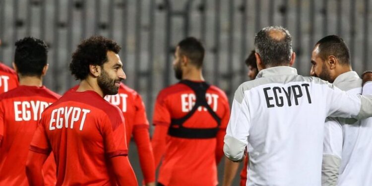 مباراة مصر وليبيا.. السياسة ترافق الرياضة إلى بنغازي