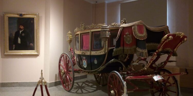 عربة زفاف الخديوي إسماعيل إهداء من إمبراطورة فرنسا