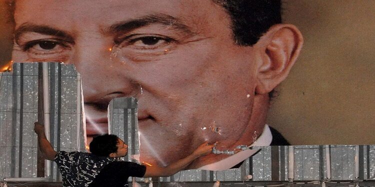 طريق مبارك إلى «ثورة 25 يناير»