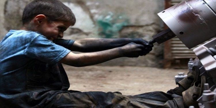 حادث معدية منشأة القناطر وعمالة الأطفال في مصر