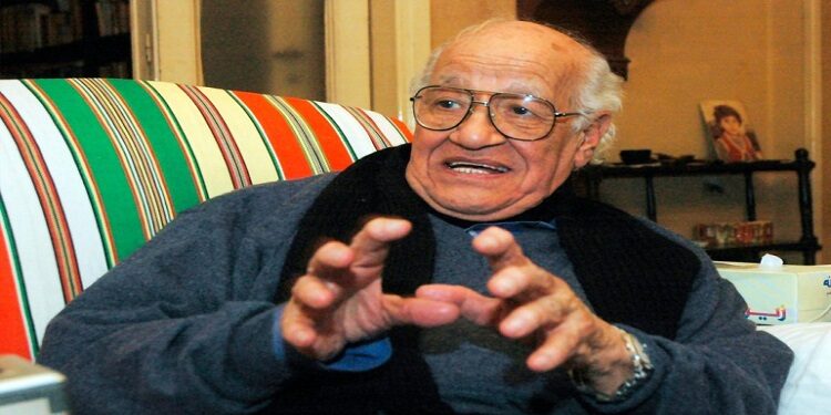 المفكر والأكاديمي محمود أمين العَالِم ولد في فبراير/شباط 1922 وتوفي في العاشر من يناير/كانون الثاني 2009