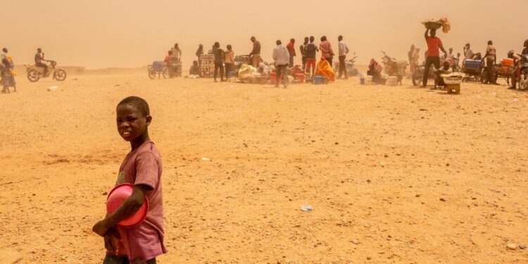 البلدان الأفريقية أهمية معالجة آثار تغير المناخ