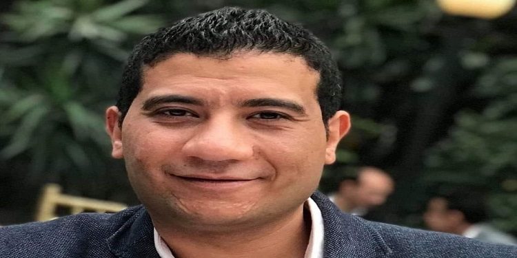 الناشط والصحفي محمد صلاح
