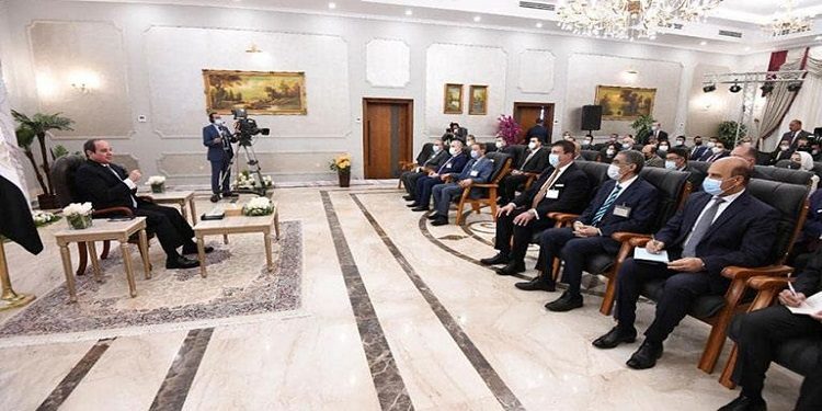 تصريحات الرئيس والحوار.. هل آن آوان تغيير وجه السياسة في القاهرة؟