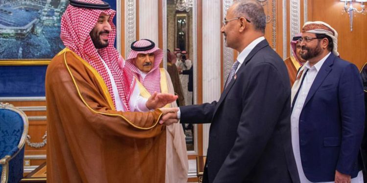 ولي العهد السعودي يستقبل المجلس الرئاسي اليمني
