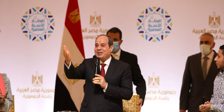 الرئيس عبد الفتاح السيسي خلال الدعوة للحوار الوطني