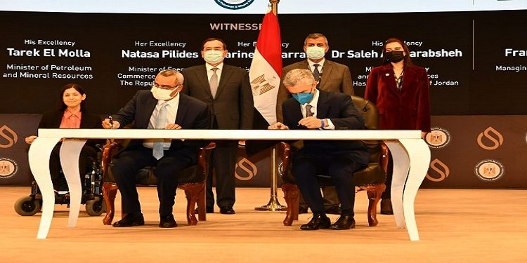 الملا ومبارز واستراتيجية مصر في الطاقة