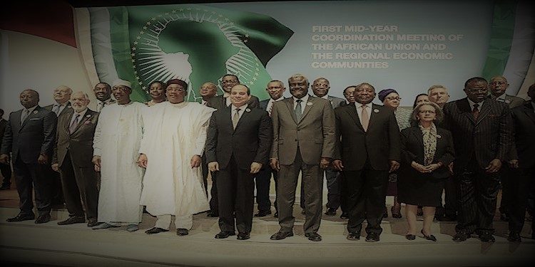 الرئيس المصري عبد الفتاح السيسي وقادة أفريقيا