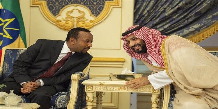 ولي العهد السعودي الأمير محمد بن سلمان ورئيس الوزراء الإثيوبي آبي أحمد