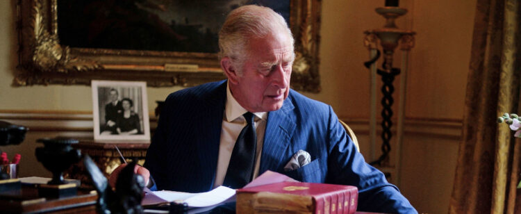 الملك تشارلز الثالث يؤدي واجبات حكومية رسمية في قصر باكنجهام، سبتمبر/ أيلول 2022 (وكالات)