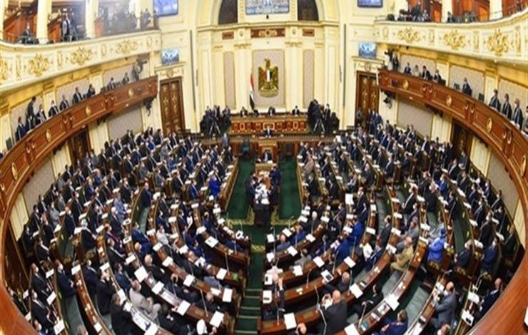 أقر النواب العمل بقانون العلاوة الاستثنائية من أول نوفمبر/ تشرين الثاني 2022 (الصورة: وكالات)