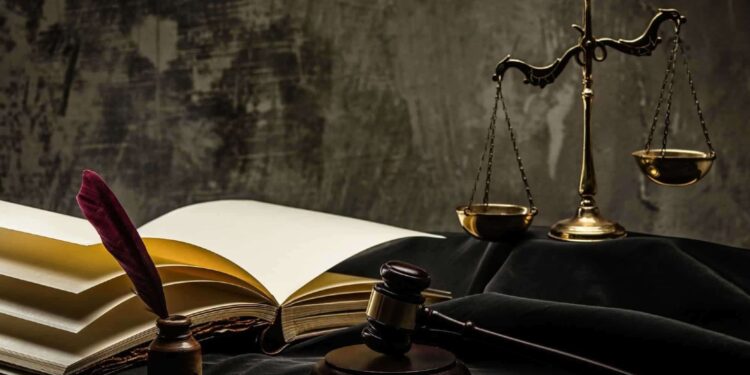 مهنة المحاماة والعمل القانوني والفاتورة الإلكترونية (الصورة: وكالات)