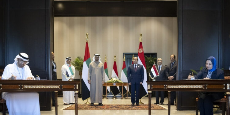 توقيع اتفاقية بين مصر والإمارات لإنشاء مشروع طاقة رياح على أرض مصر بقدرة 10 جيجاوات