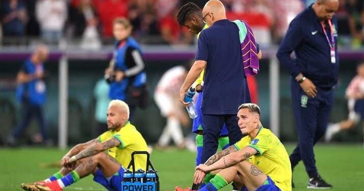 لاعبو البرازيل بعد الهزيمة أمام كرواتيا