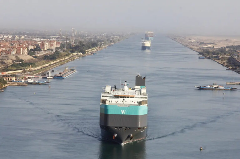 قناة السويس (وكالات)