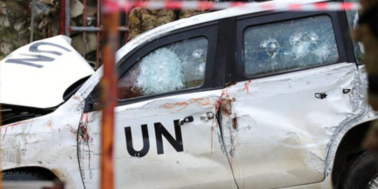 سيارة الأمم المتحدة التي قُتل فيها جندي حفظ السلام الأيرلندي شون روني في 14 ديسمبر/ كانون الأول - وكالات