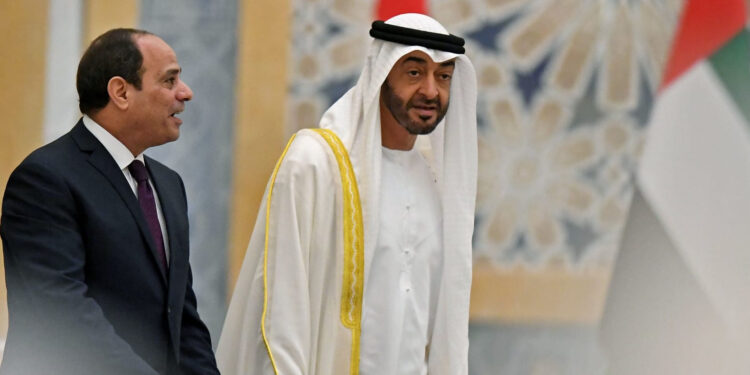 رئيس الإمارات محمد بن زايد مع الرئيس السيسي في أبو ظبي