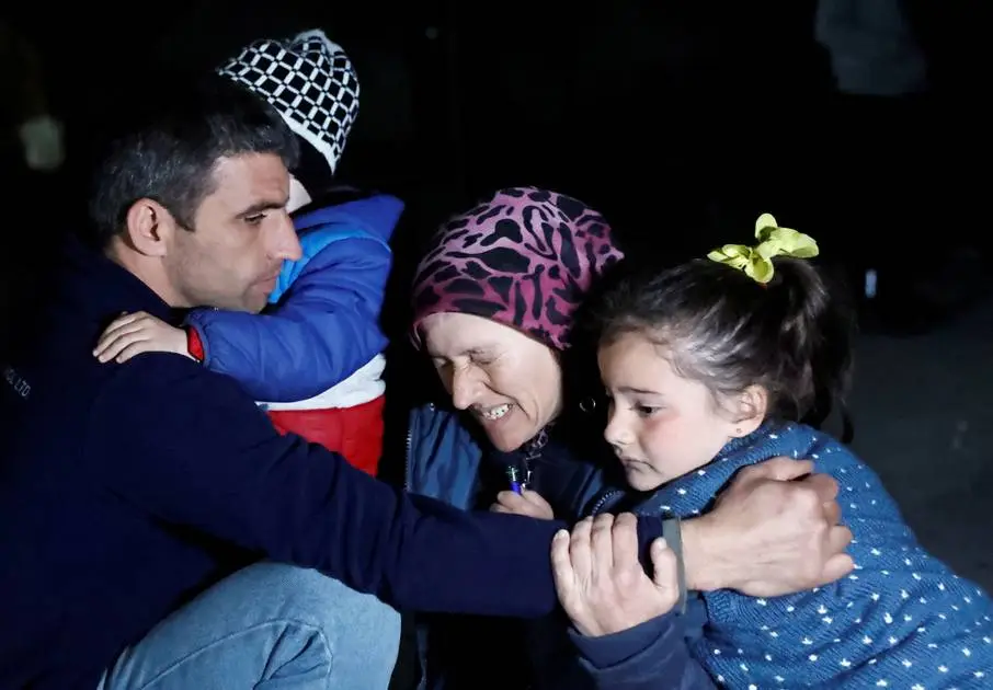 أسرة أثناء الزلزال في تركيا (وكالات)