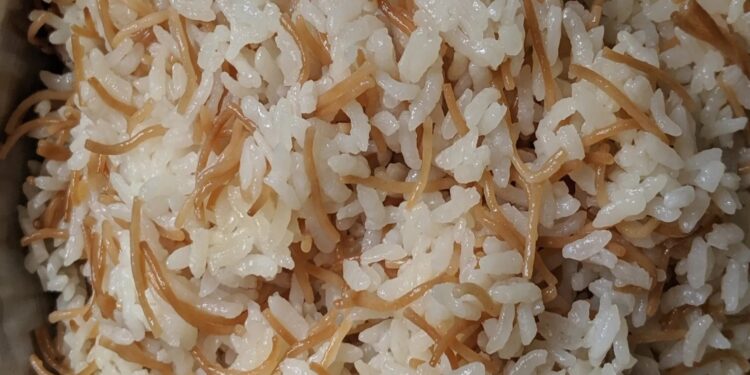 من يتحمل فاتورة غياب الأرز عن موائد المصريين؟