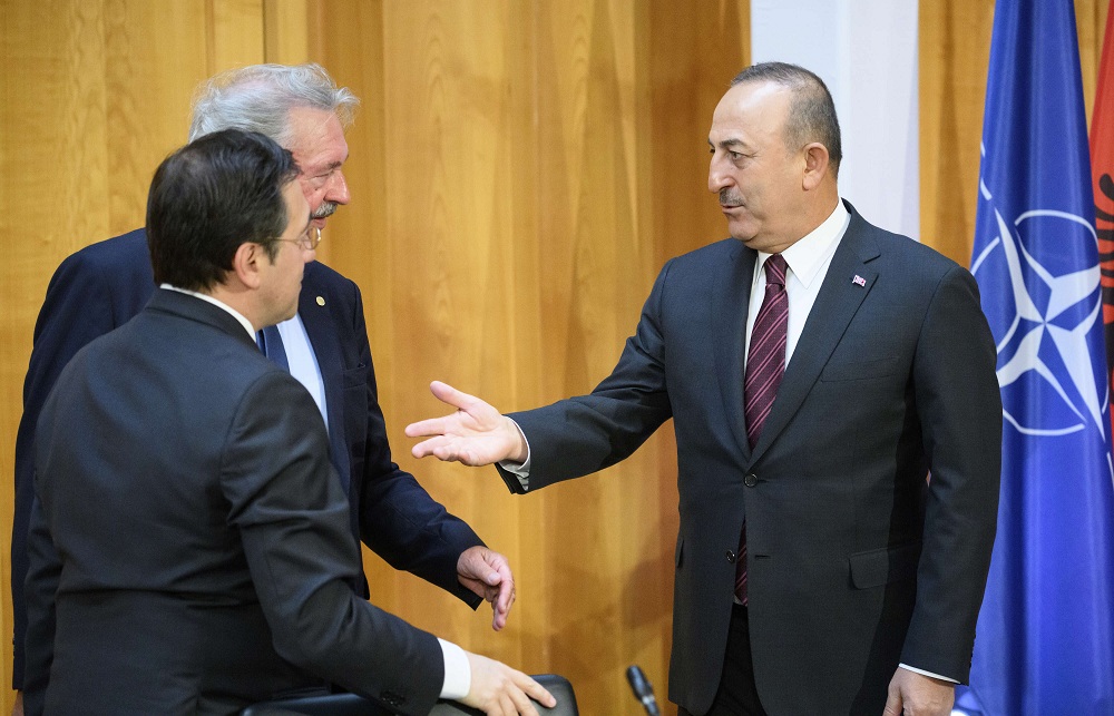 وزير الخارجية التركي طرح شروط بلاده في اجتماع وزراء خارجية الناتو للقبول بانضمام فنلندا والسويد