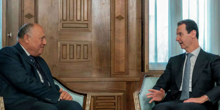 وصل وزير الخارجية المصري سامح شكري إلى دمشق في 27 فبراير/ شباط للقاء الرئيس بشار الأسد (وكالات)