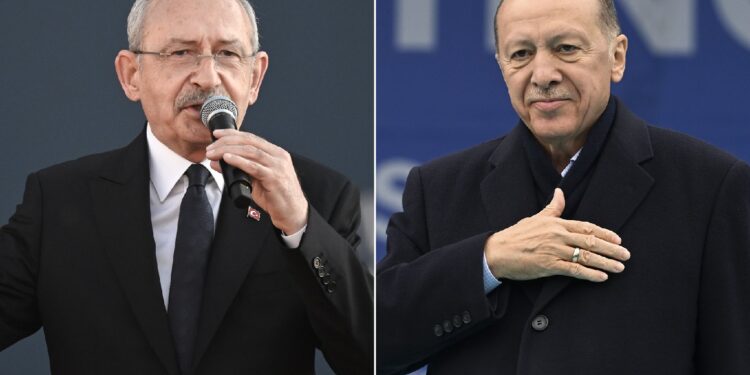 الرئيس رجب طيب أردوغان والمعارض البارز كمال كليجدار أوغلو (وكالات)