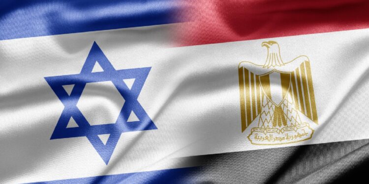 رغم أن الحكومة المصرية كانت أول من وقّع اتفاقية سلام مع إسرائيل إلا أن التطبيع الشعبي لا يزال مرفوضا حتى الآن