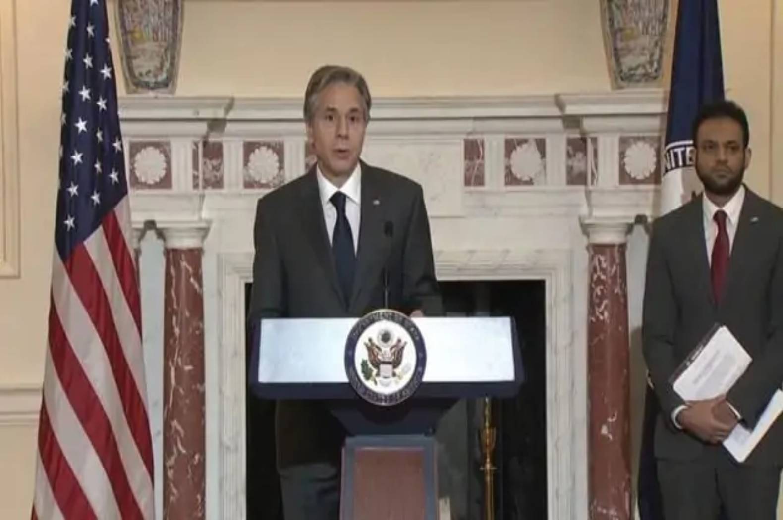 وزير الخارجية الأمريكي أنتوني بلينكن خلال عرض التقرير