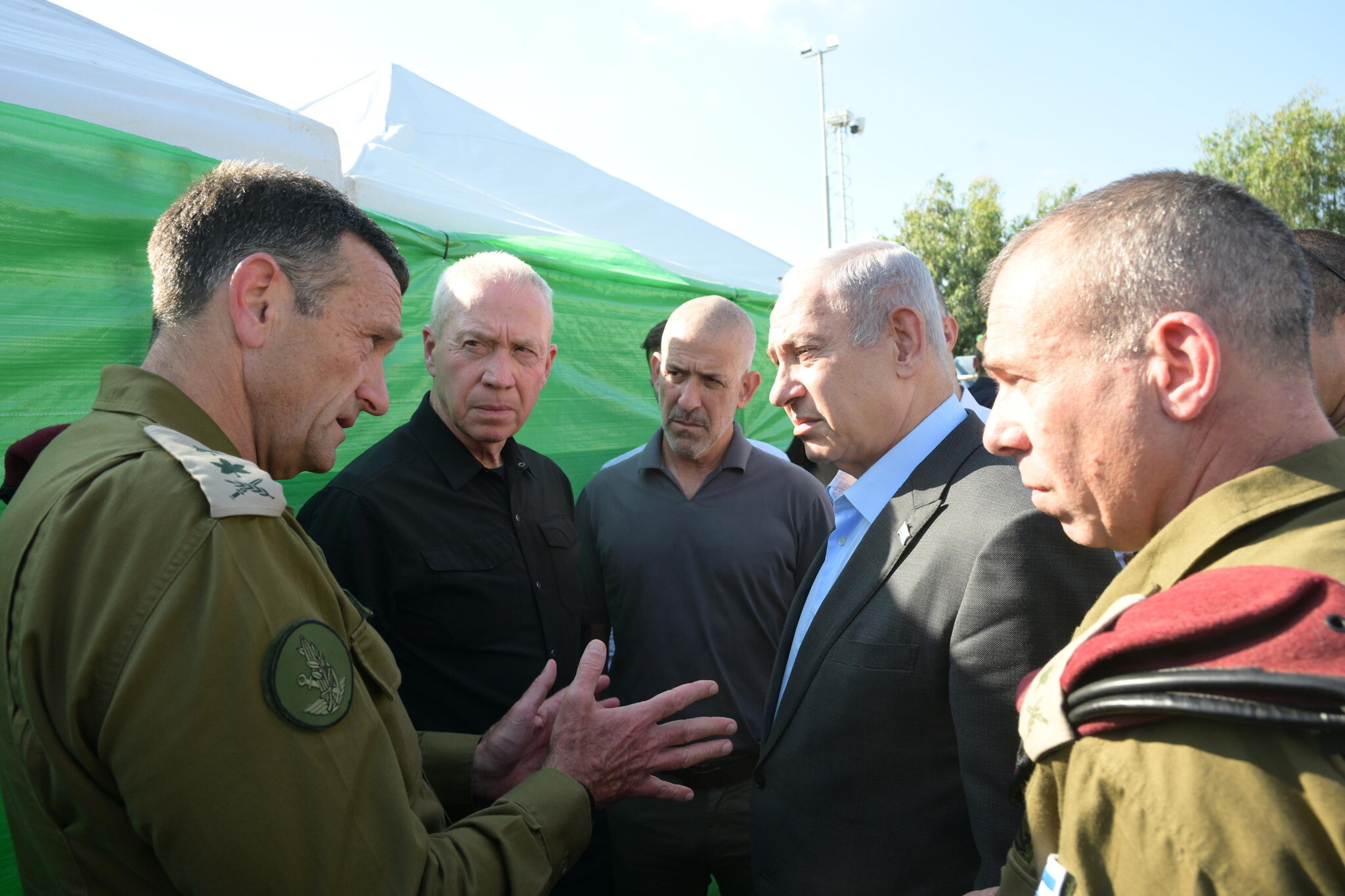 (نتنياهو خلال حضوره جلسة إحاطة أمنية لعملية للجيش الإسرائيلي في جنين في 3 يوليو/تموز 2023 - الصورة: مكتب الصحافة الحكومي الإسرائيلي)