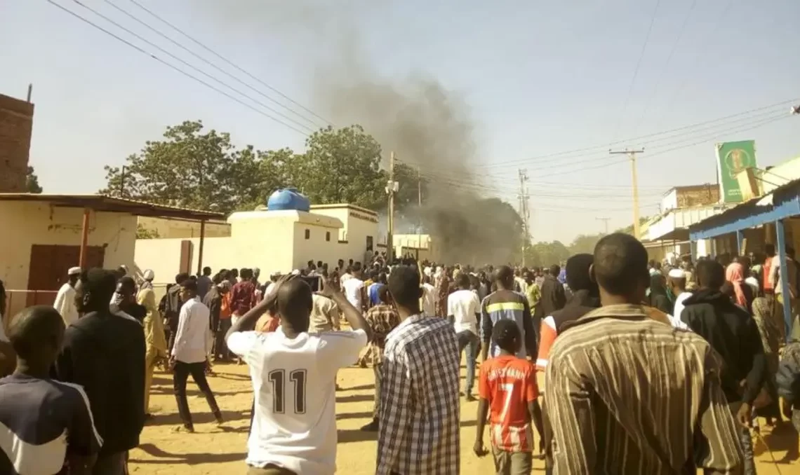 انفجارات عنيفة في جنوب العاصمة السودانية الخرطوم