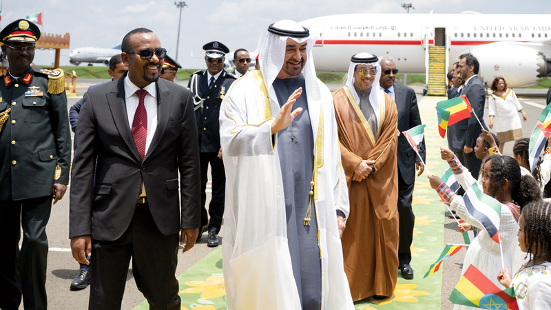 الشيخ محمد بن زايد ورئيس الوزراء الإثيوبي أبي أحمد خلال زيارته إلى أديس أبابا 