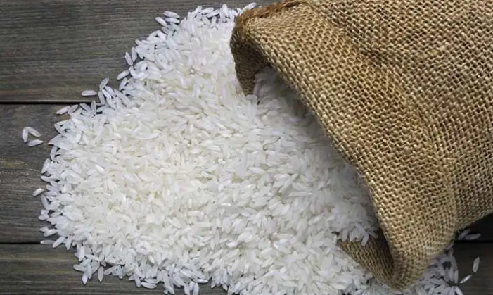 "السلع الغذائية" تعلن موعد عودة الأرز على بطاقة التموين