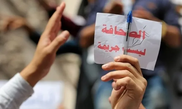 24 حالة انتهاك لحرية الإعلام.. و44 صحفيا قيد الحجز.