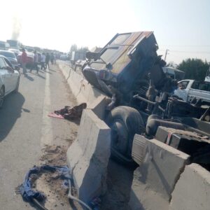 حادث تصادم على طريق القاهرة الاسكندرية الصحراوى