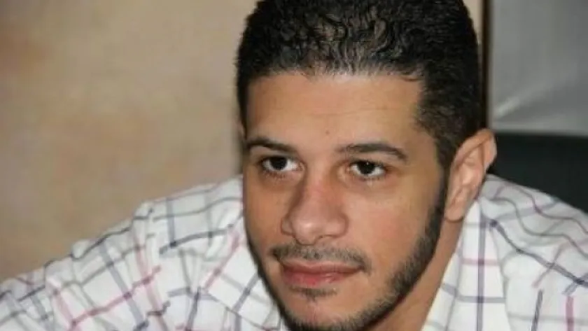 الناشط السياسي حسام مؤنس