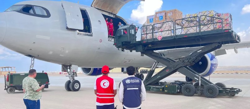 وصول طائرتين إلى مطار العريش تحملان 72 طنًا من المساعدات لقطاع غزة