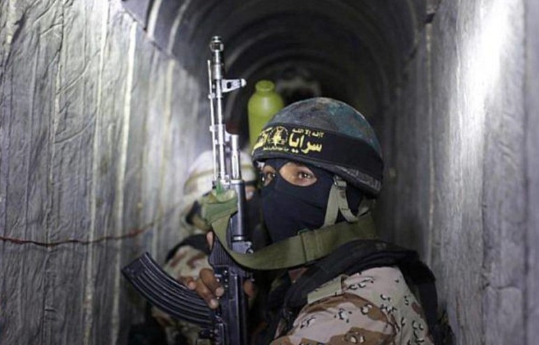 صحيفة إسرائيلية: «حماس» تضع شروطاً مبالغ فيها