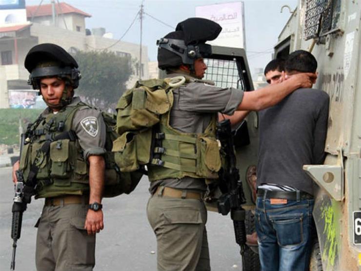 الضفة الغربية اعتقال 25 فلسطينيا