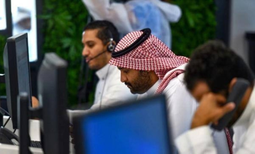 تراجع معدل البطالة بين السعوديين إلى 7.7%