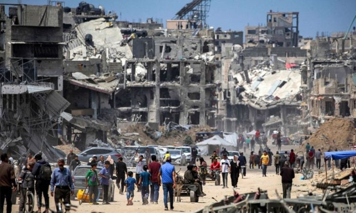 الحرب على غزة: التشبث بالأرض تحت أسوأ الظروف