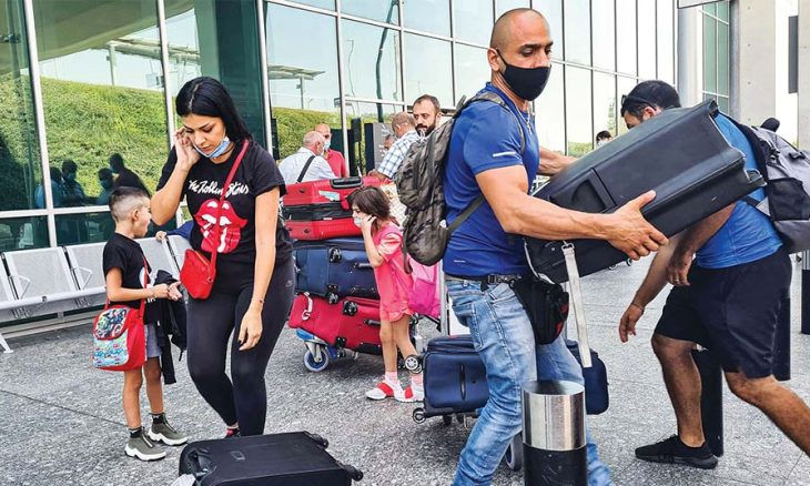 لبنان يشهد أكبر موجة هجرة في تاريخه