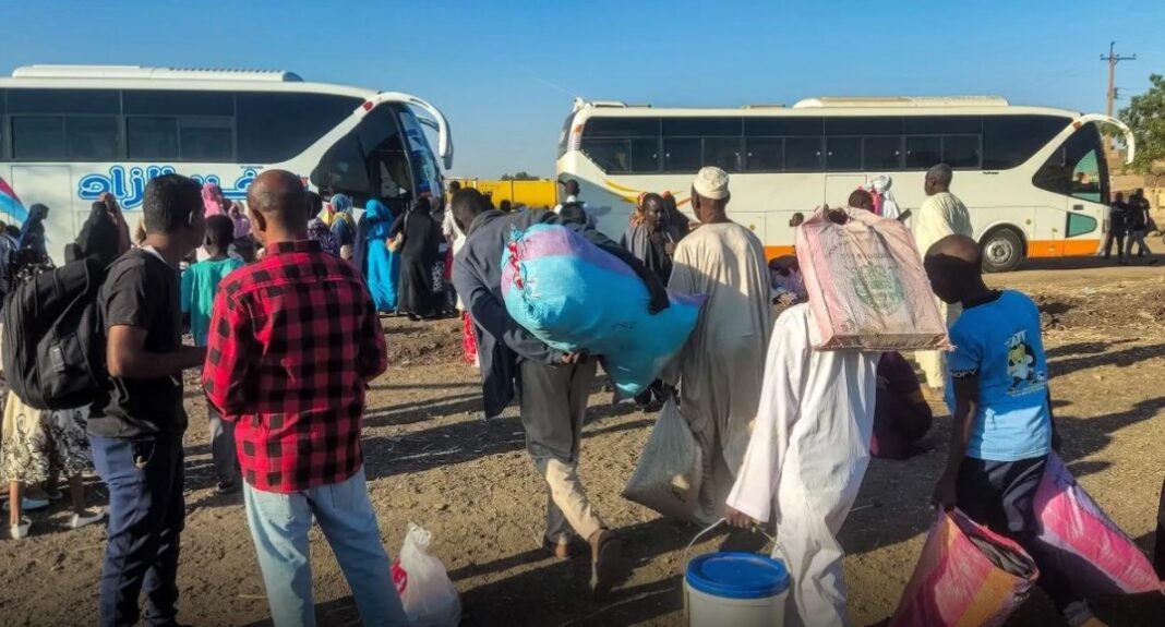 عوامل عدة تتدخل في عودة السودانيين لوطنهم