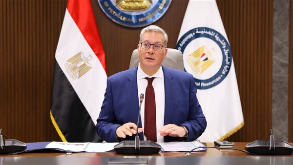 المهندس كريم بدوي وزير البترول