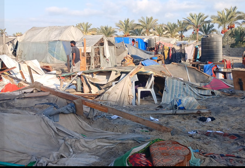 الاحتلال يقصف خيام النازحين