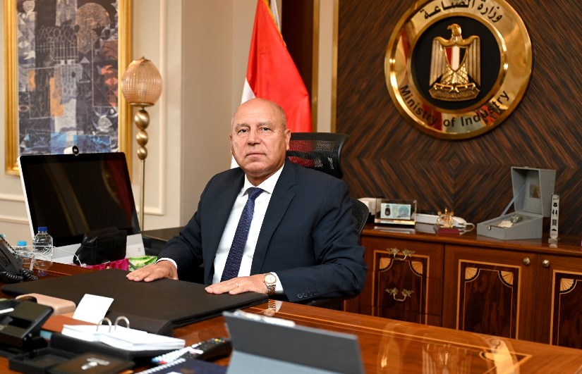 الجريدة الرسمية تنشر قرار تغيير المسمى الوظيفى للفريق كامل الوزير