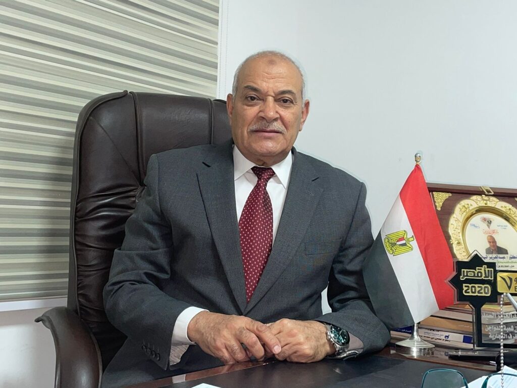 عبد العزيز السيد، رئيس شعبة الثروة الداجنة بغرفة القاهرة التجارية