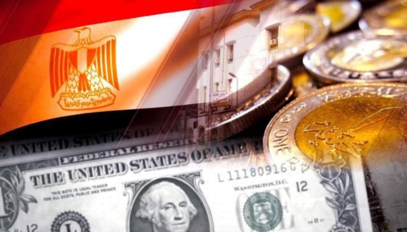 فوائد الديون تلتهم 60% من إيرادات مصر